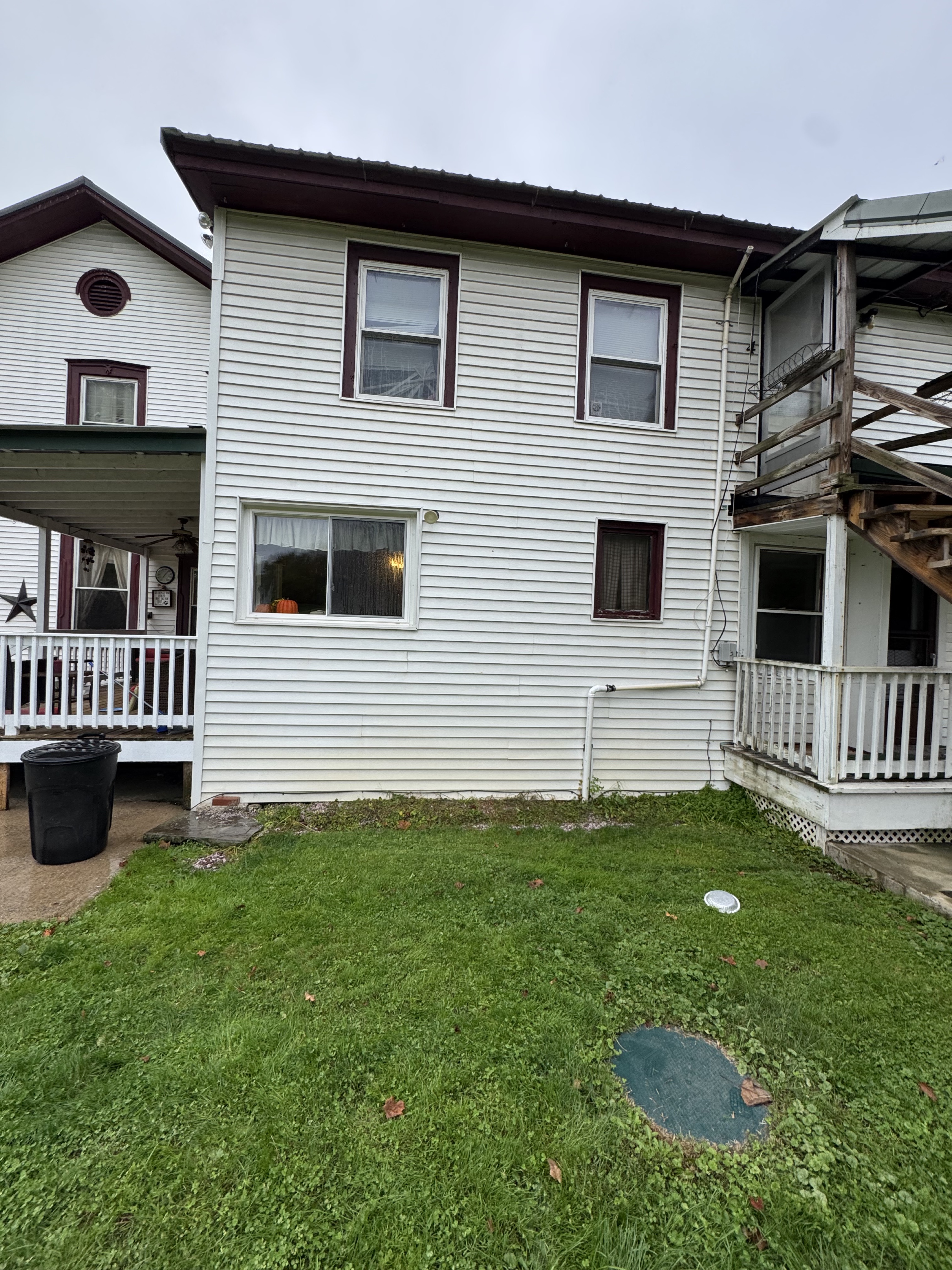 After cleaning - siding restored